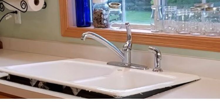 How Long Does it Take a Plumber to Install a Kitchen Sink