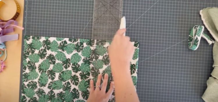 Measure and Cut Fabric to the Desired Size
